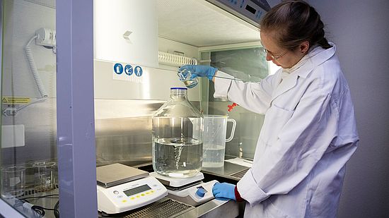 Herstellen der Behandlungslösungen