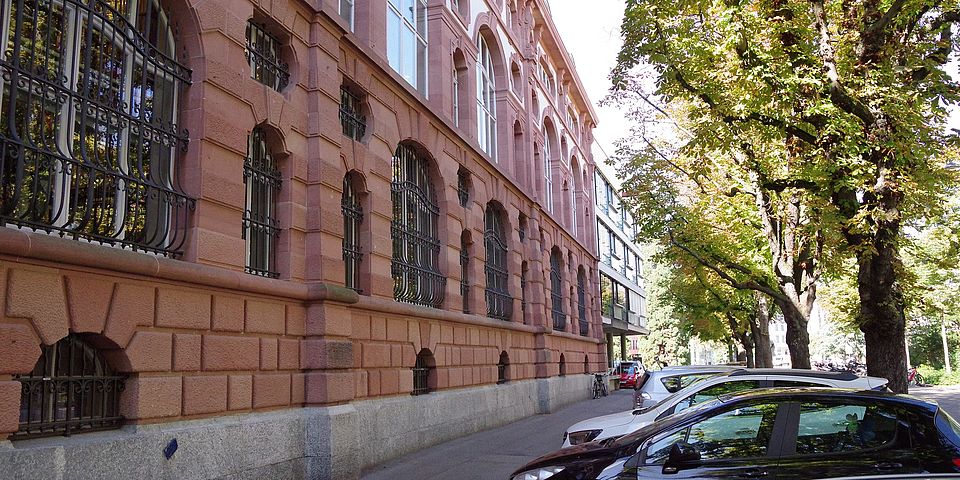 UB Hauptbibliothek