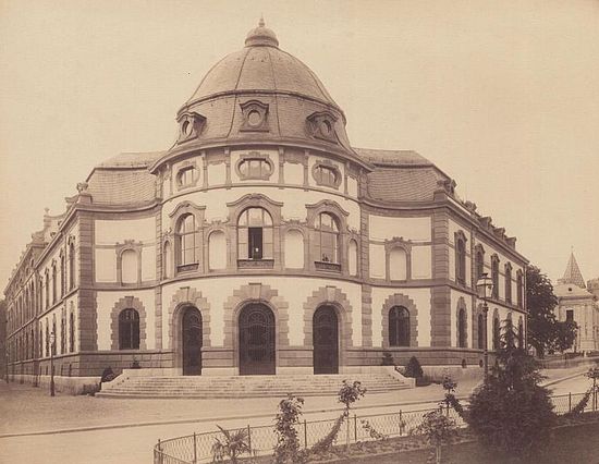 Eingang zur Universitätsbibliothek Basel, Albuminabzug, Basel, um 1897