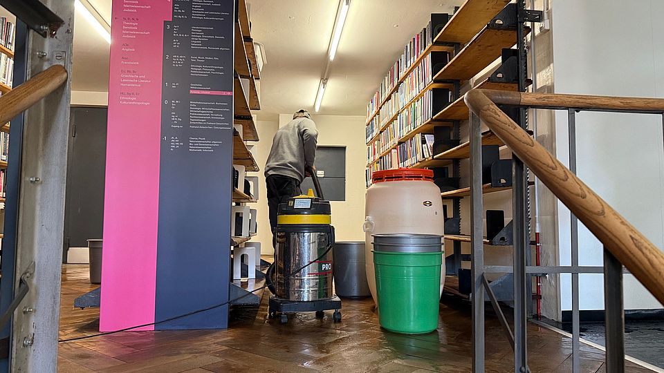 Wasserschaden Freihand UBH