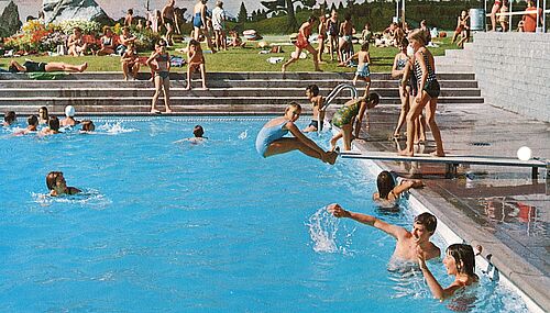 Pool mit Leuten