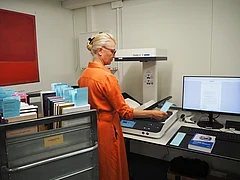 Die Inhaltsverzeichnisse werden von Slavica V. gescannt.