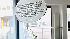 Schaufenster der UB Medizin zum Thema "Medical Humanities"