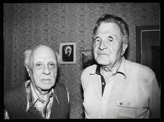 Fritz Nicolaus Platten mit seinem Halbbruder Georges Platten in Moskau, 1991.